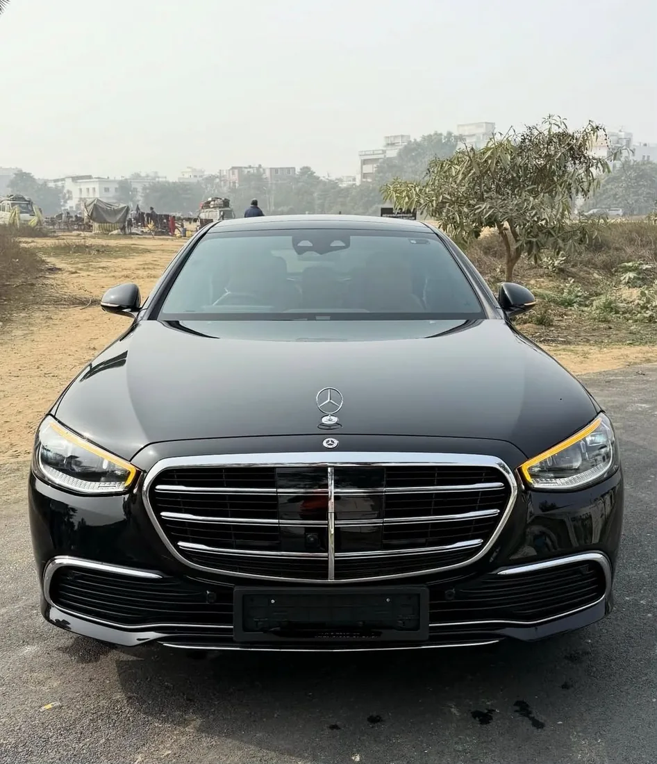 Mercedes-Benz S-Class chauffeur-driven hire Mumbai - The Concoerge DMC